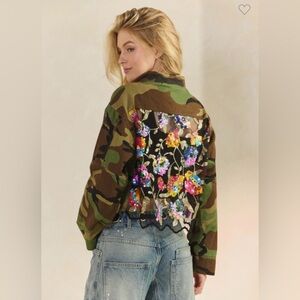 J03. Camouflage Sequin Floral Women's Jacket